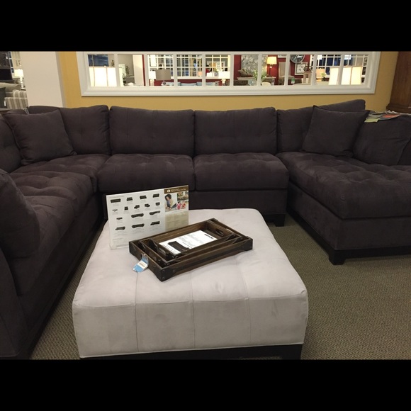 Brand new sofa 5 pieces set in color platinum gray - Picture 3 of 4